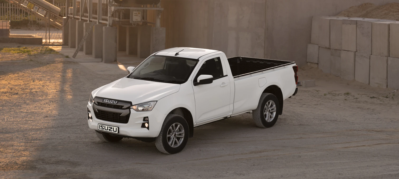 D-MAX