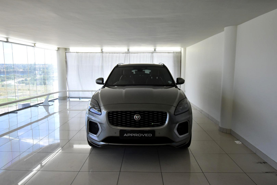 2022 JAGUAR E-PACE 2.0 D D200 R-DYNAMIC SE AWD (147kW)