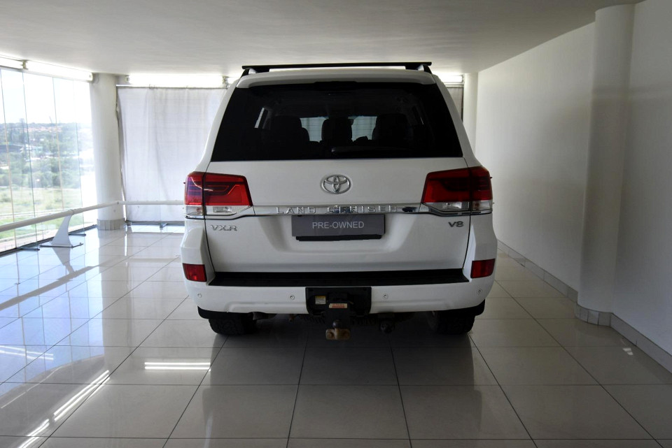 2018 TOYOTA LAND CRUISER 200 4.5 D VX AT