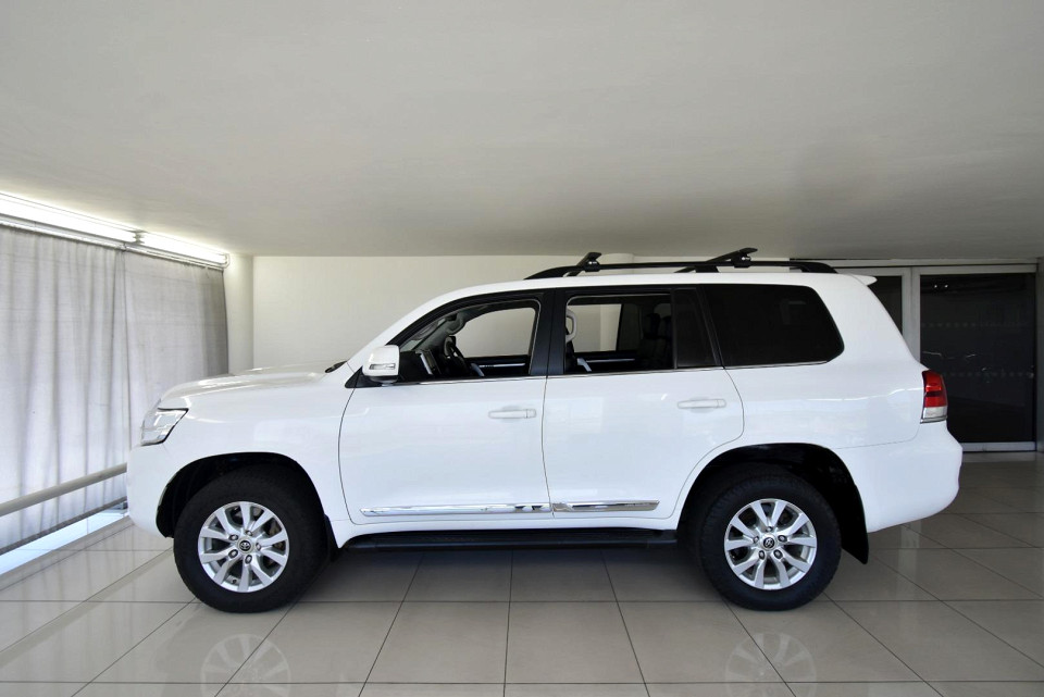 2018 TOYOTA LAND CRUISER 200 4.5 D VX AT