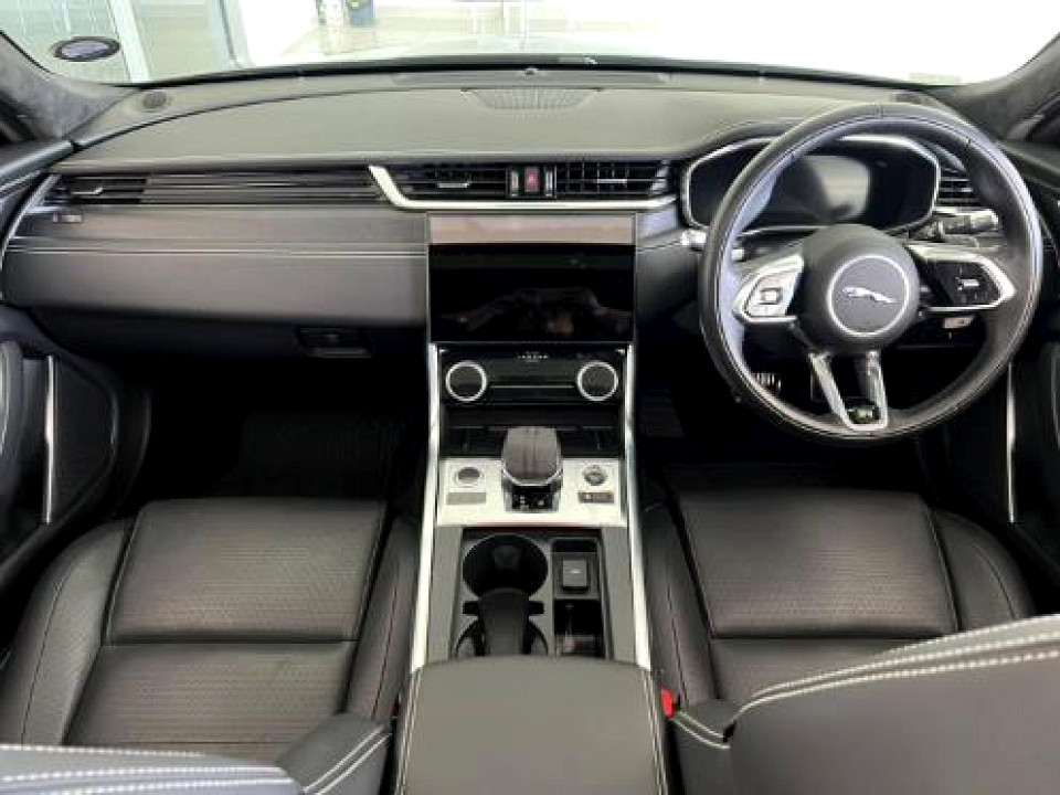 2022 JAGUAR XF 2.0 D D200 R-DYNAMIC HSE RWD (147kW)