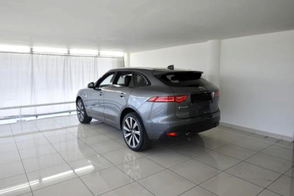 2018 JAGUAR F-PACE 2.0 D R SPORT AWD (177kW)
