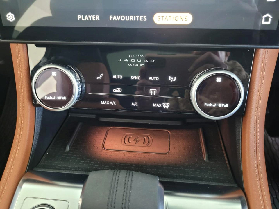 2024 JAGUAR F-PACE 2.0 D D200 R-DYNAMIC SE AWD (147kW)