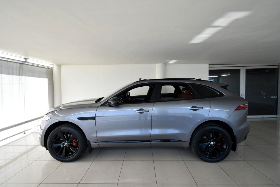 2024 JAGUAR F-PACE 2.0 D D200 R-DYNAMIC SE AWD (147kW)