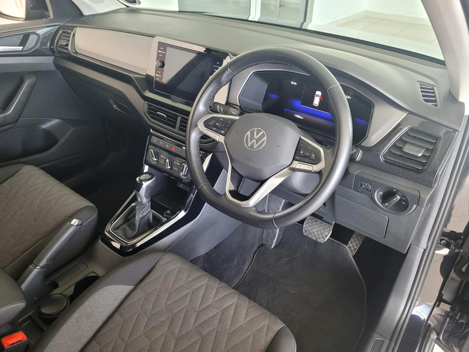 2025 VOLKSWAGEN T-CROSS 1.0 TSI LIFE