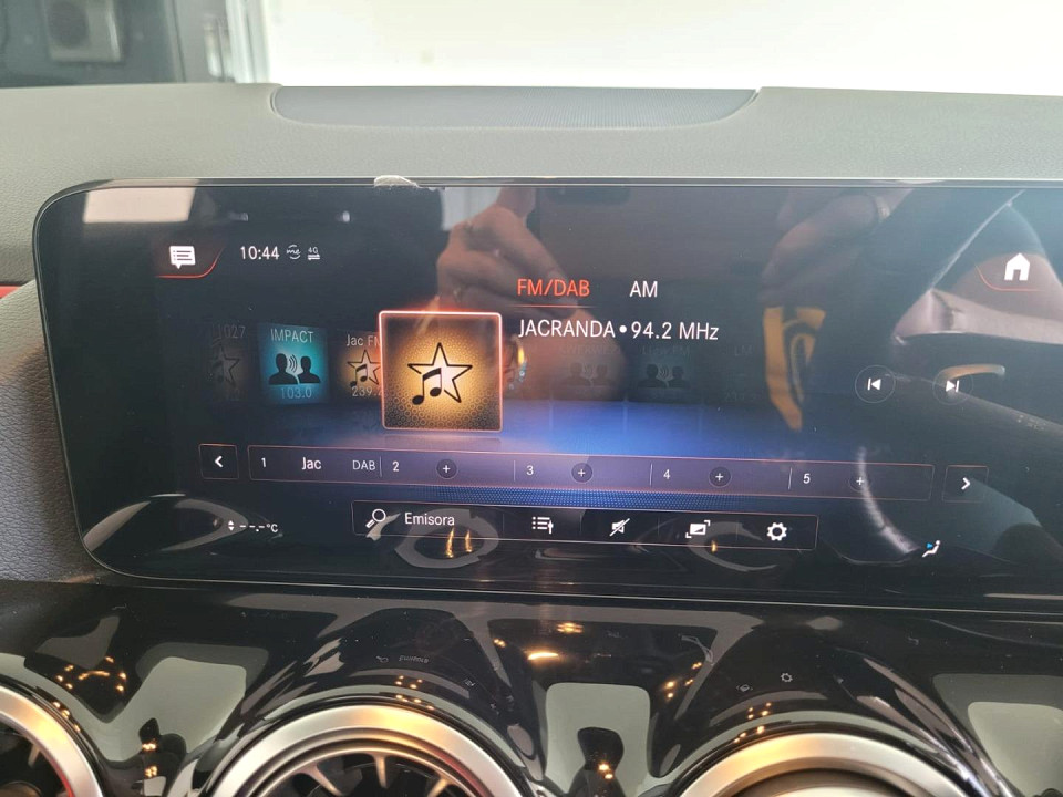 2022 MERCEDES-BENZ GLA 200 PROGRESSIVE