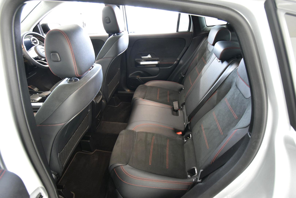 2022 MERCEDES-BENZ GLA 200 PROGRESSIVE