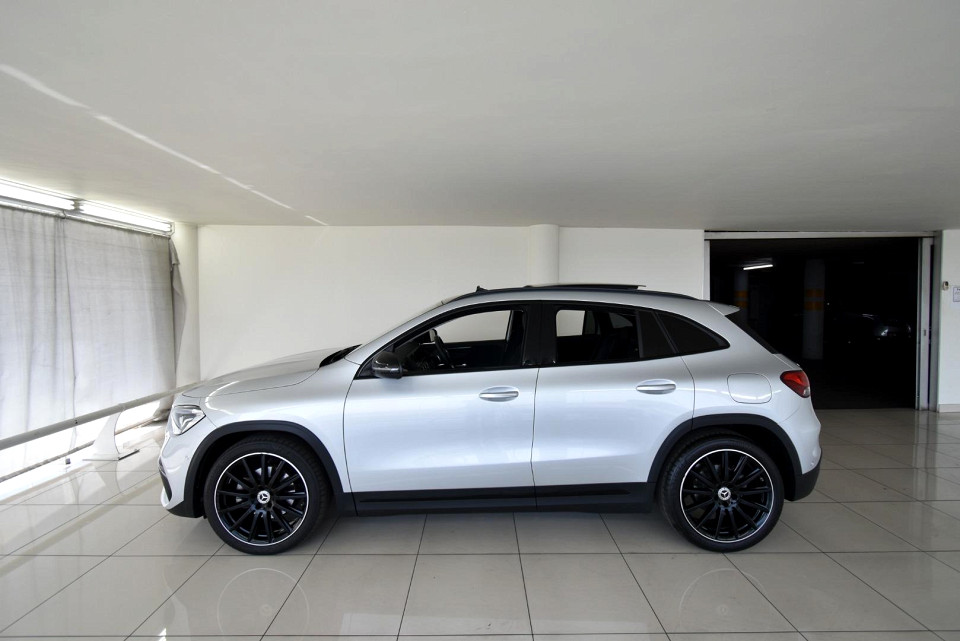 2022 MERCEDES-BENZ GLA 200 PROGRESSIVE
