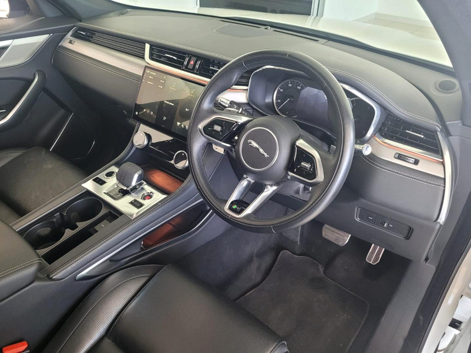2022 JAGUAR F-PACE 2.0 D D200 R-DYNAMIC SE AWD (147kW)