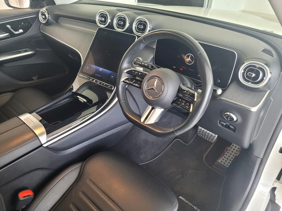 2023 MERCEDES-BENZ GLC SUV 300d 4MATIC