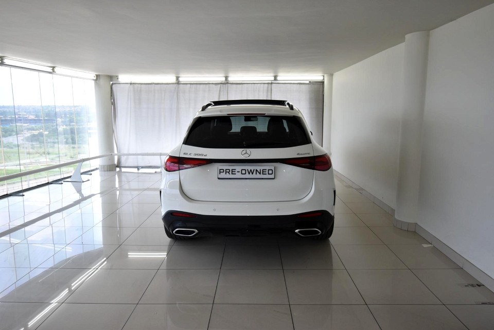 2023 MERCEDES-BENZ GLC SUV 300d 4MATIC