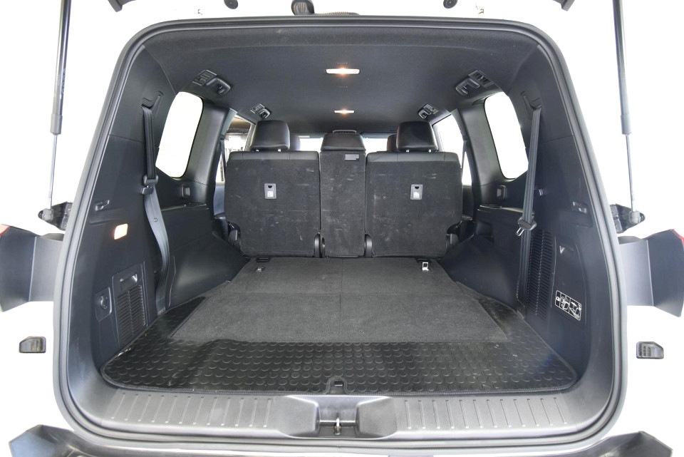 2023 TOYOTA LAND CRUISER 300 3.3D GX-R