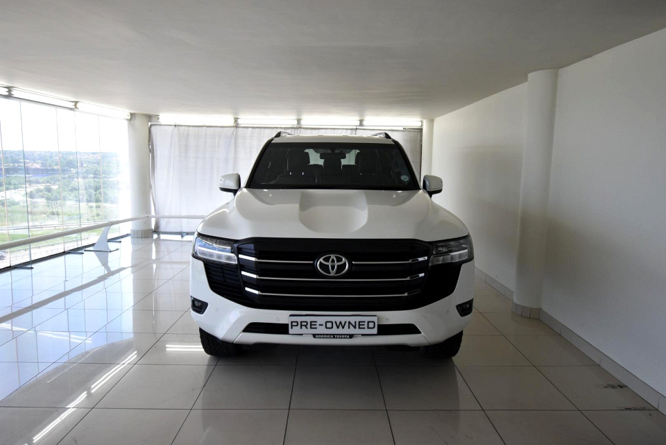 2023 TOYOTA LAND CRUISER 300 3.3D GX-R