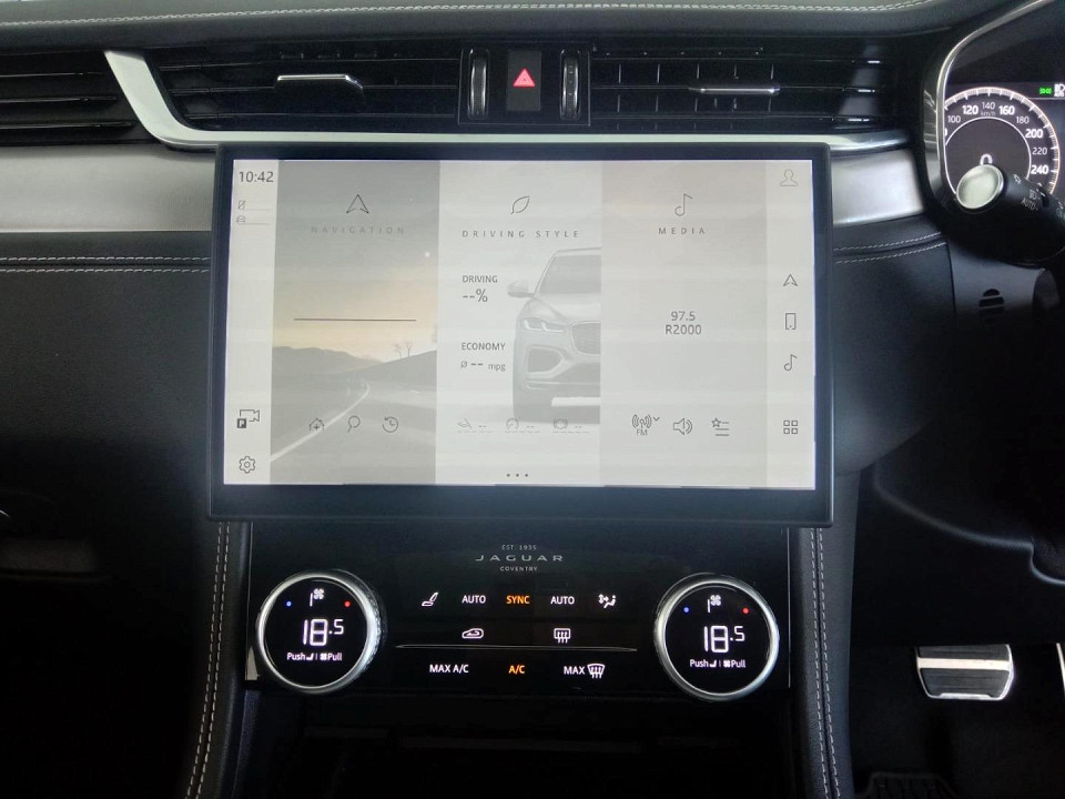 2024 JAGUAR F-PACE 2.0 D D200 R-DYNAMIC SE AWD (147kW)