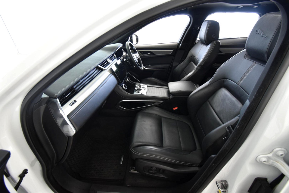 2024 JAGUAR F-PACE 2.0 D D200 R-DYNAMIC SE AWD (147kW)