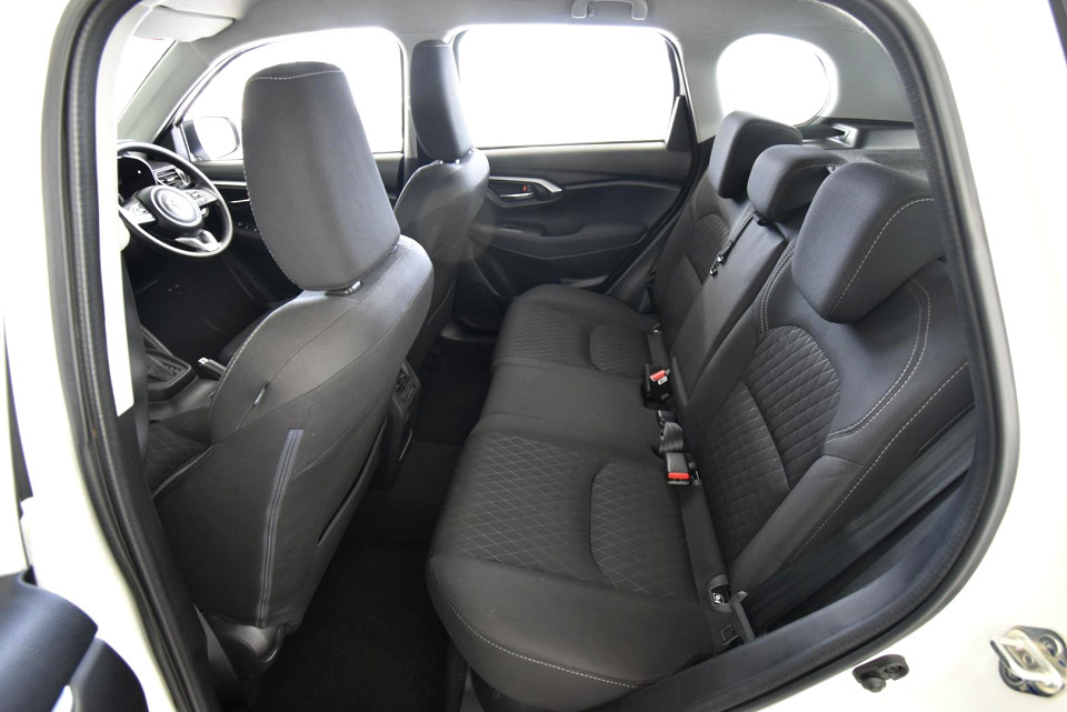 2024 TOYOTA URBAN CRUISER 1.5 XR AT
