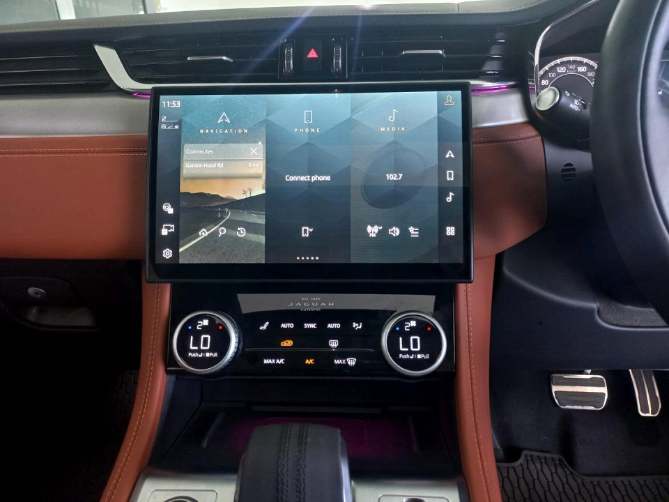 2025 JAGUAR F-PACE F-Pace