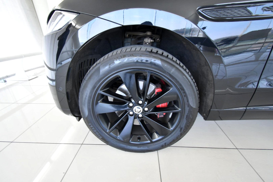 2025 JAGUAR F-PACE F-Pace