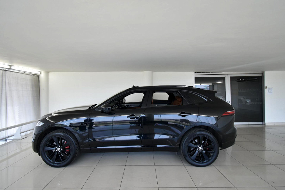 2025 JAGUAR F-PACE F-Pace