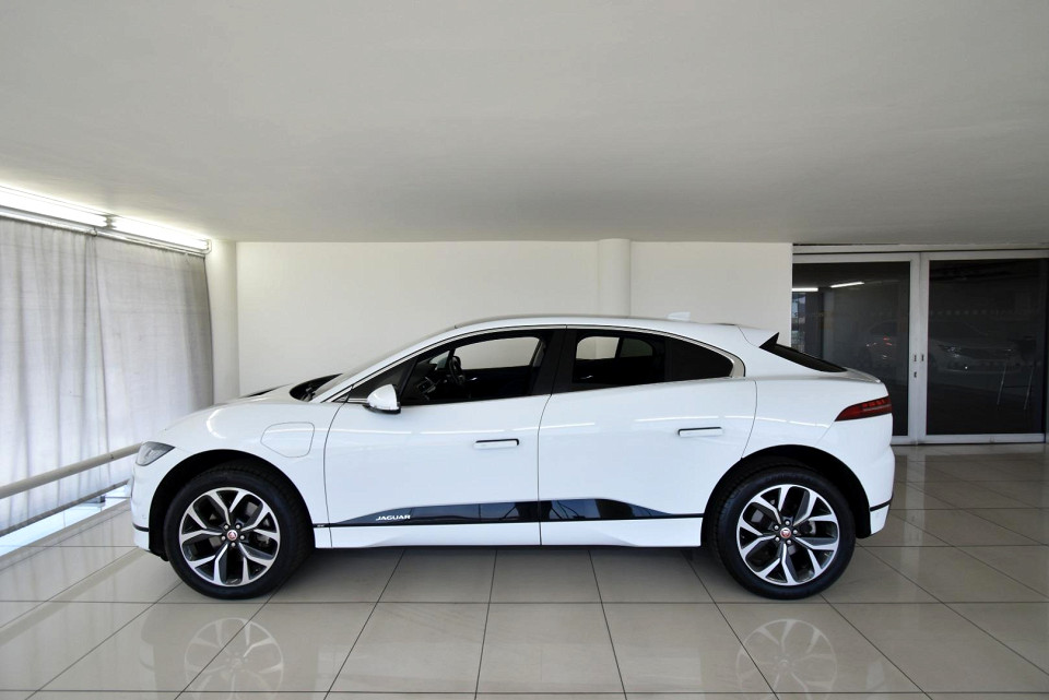 2021 JAGUAR I-PACE 90 kWh SE (294kW)