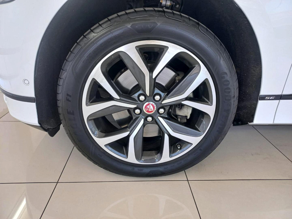 2021 JAGUAR I-PACE 90 kWh SE (294kW)