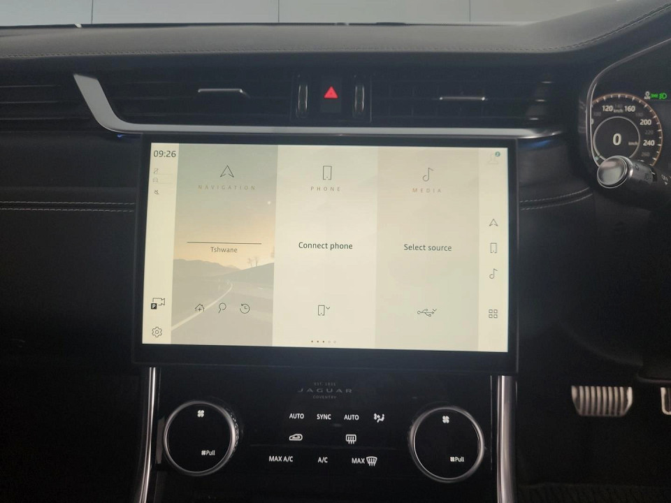 2022 JAGUAR XF 2.0 D D200 R-DYNAMIC HSE RWD (147kW)