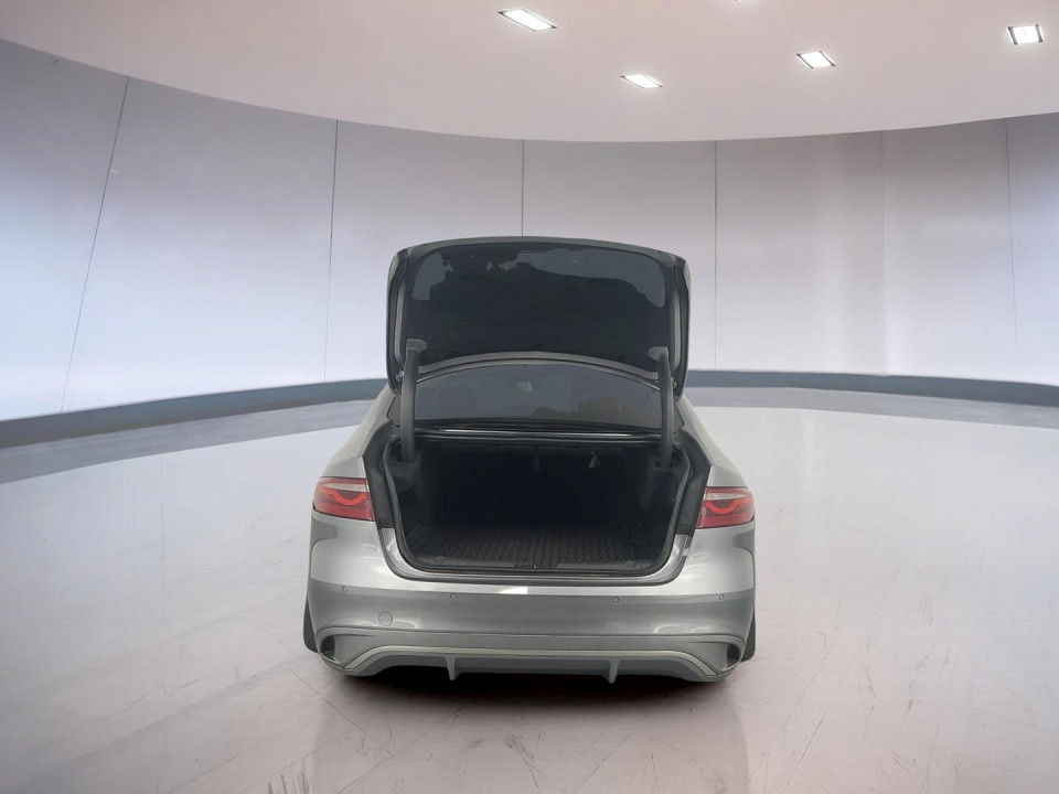 2022 JAGUAR XF 2.0 D D200 R-DYNAMIC HSE RWD (147kW)