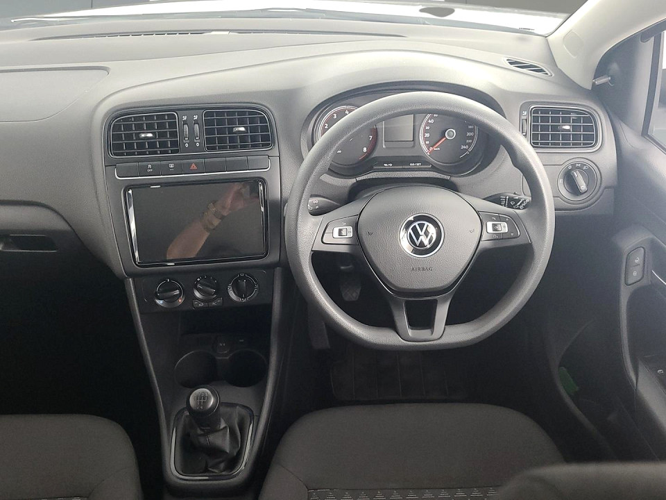 2025 VOLKSWAGEN POLO VIVO HATCH 1.4