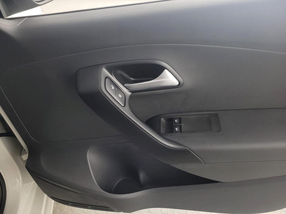 2026 VOLKSWAGEN POLO VIVO HATCH 1.4 LIFE