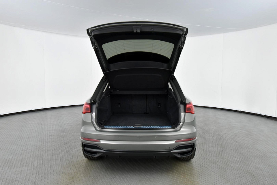 2023 AUDI Q3 35 TFSI S TRONIC