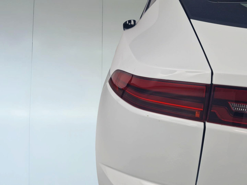 2024 JAGUAR E-PACE 2.0 D D200 R-DYNAMIC SE AWD (147kW)