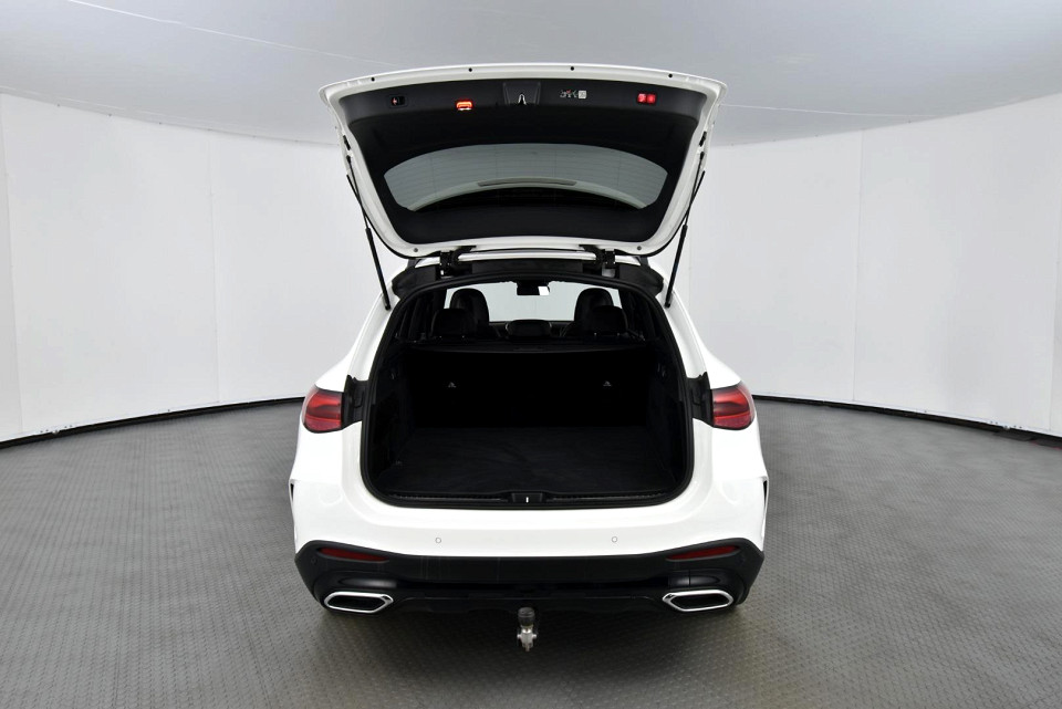 2024 MERCEDES-BENZ GLC SUV 300d 4MATIC