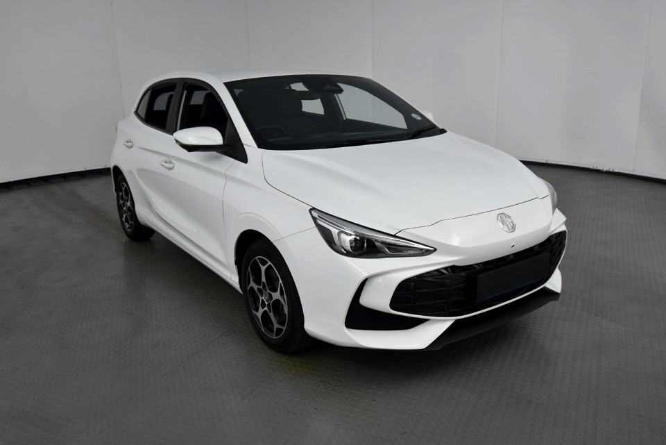 2025 MG MG3 1.5 LUXURY AT