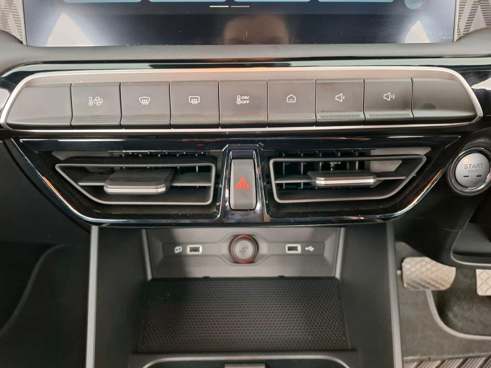 2025 MG MG3 1.5 LUXURY AT