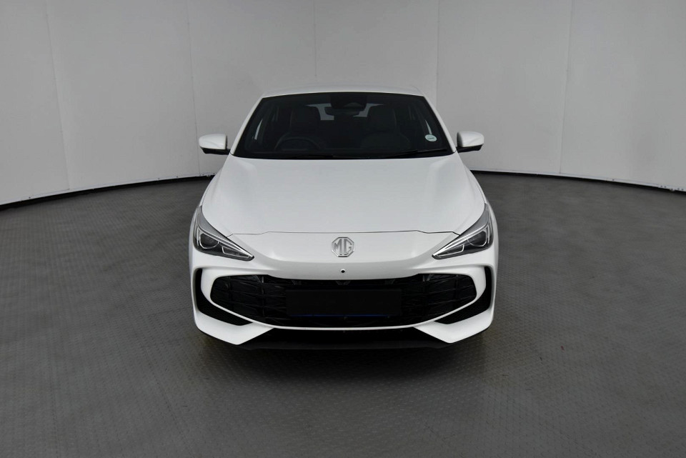 2025 MG MG3 1.5 LUXURY AT