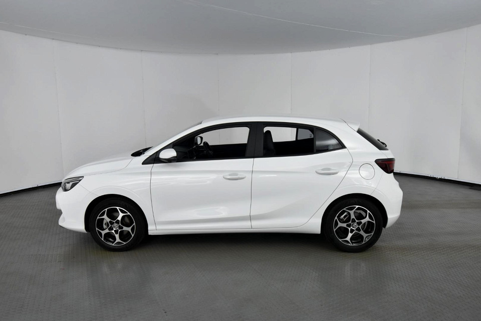 2025 MG MG3 1.5 LUXURY AT