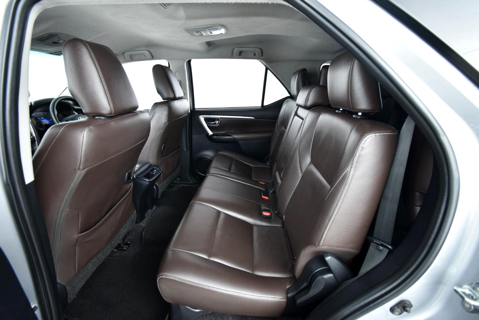 2020 TOYOTA FORTUNER 2.4 GD-6 RAISED BODY AT