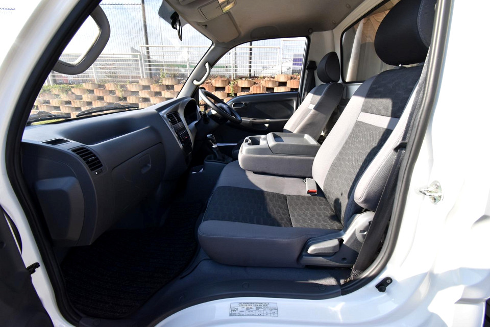 2024 KIA K2500 WORKHORSE DROPSIDE