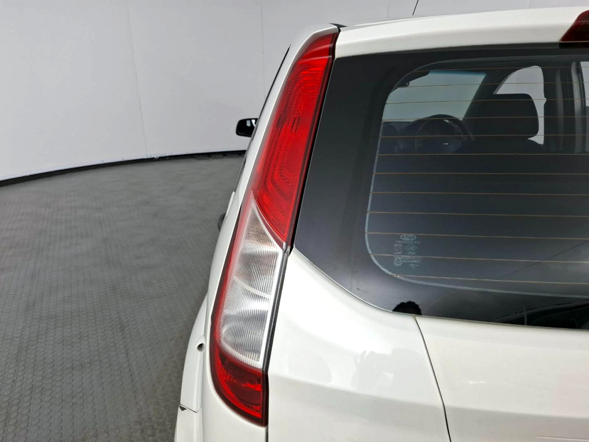 2015 FORD FIGO 1.4 TDCI AMBIENTE
