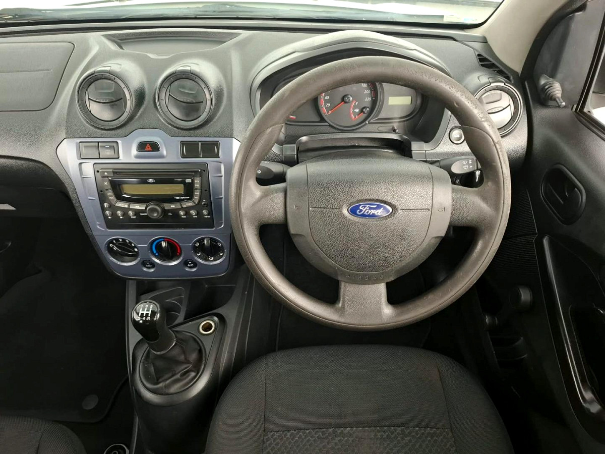 2015 FORD FIGO 1.4 TDCI AMBIENTE
