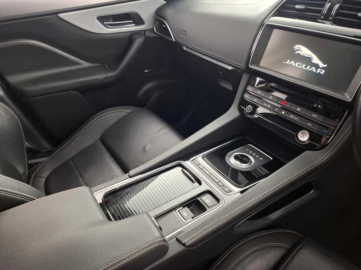2020 JAGUAR F-PACE 2.0 P 300 SPORT AWD (221kW)