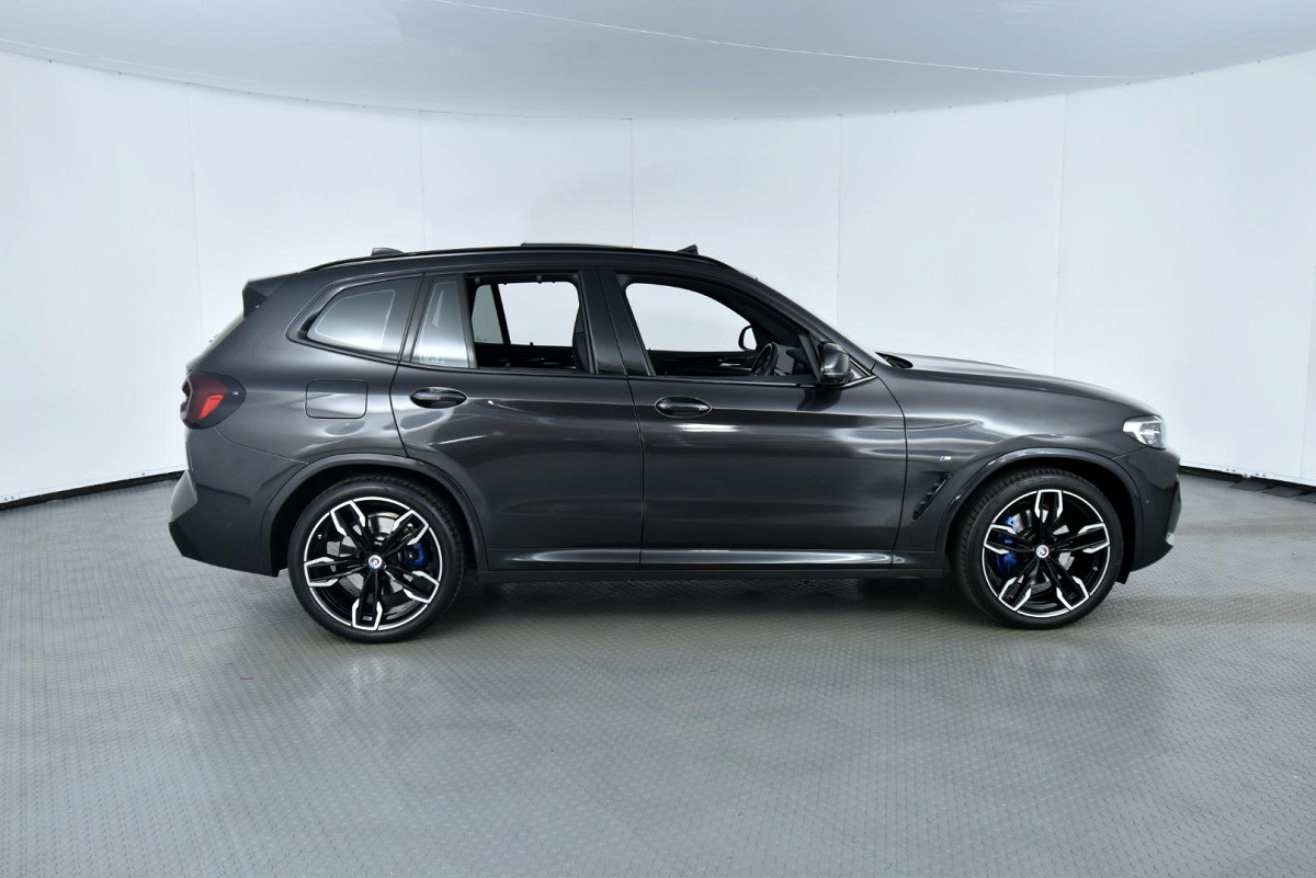 2022 BMW X3 M40i