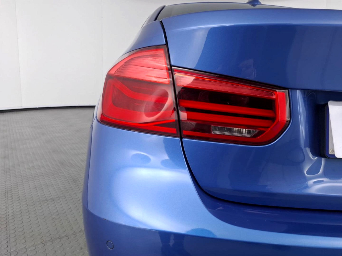 2018 BMW 3 SERIES SEDAN 318i M SPORT STEPTRONIC