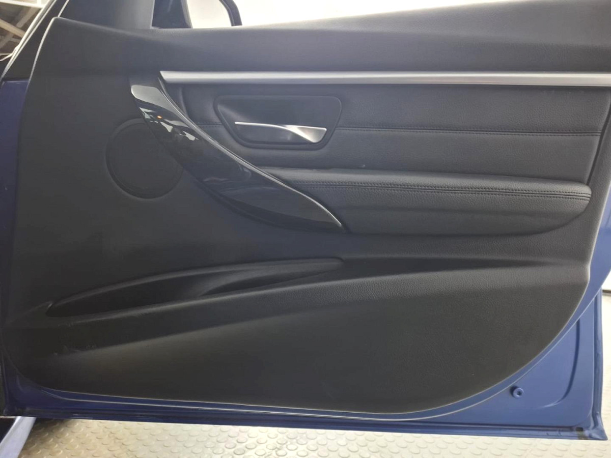 2018 BMW 3 SERIES SEDAN 318i M SPORT STEPTRONIC
