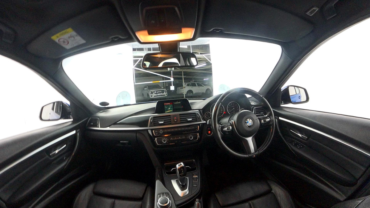 2018 BMW 3 SERIES SEDAN 318i M SPORT STEPTRONIC