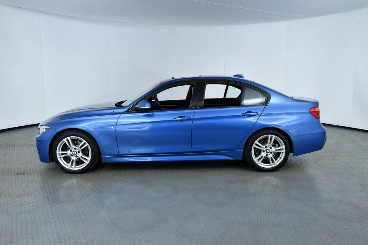 2018 BMW 3 SERIES SEDAN 318i M SPORT STEPTRONIC