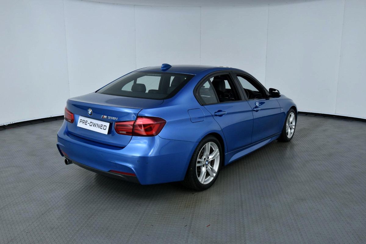 2018 BMW 3 SERIES SEDAN 318i M SPORT STEPTRONIC