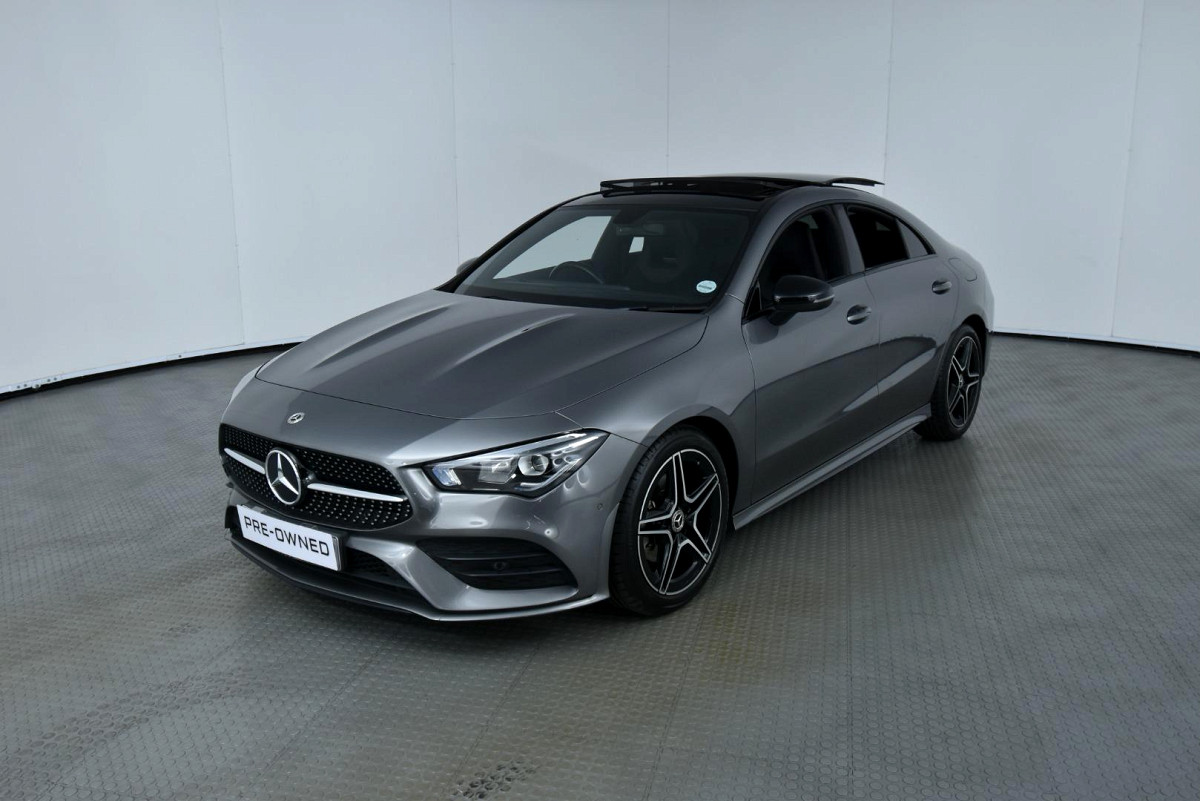 2023 MERCEDES-BENZ CLA 200 AT