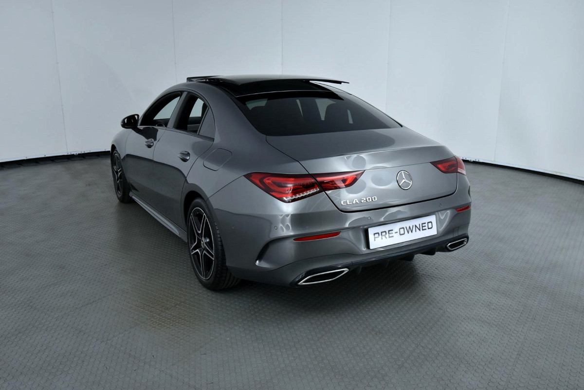 2023 MERCEDES-BENZ CLA 200 AT