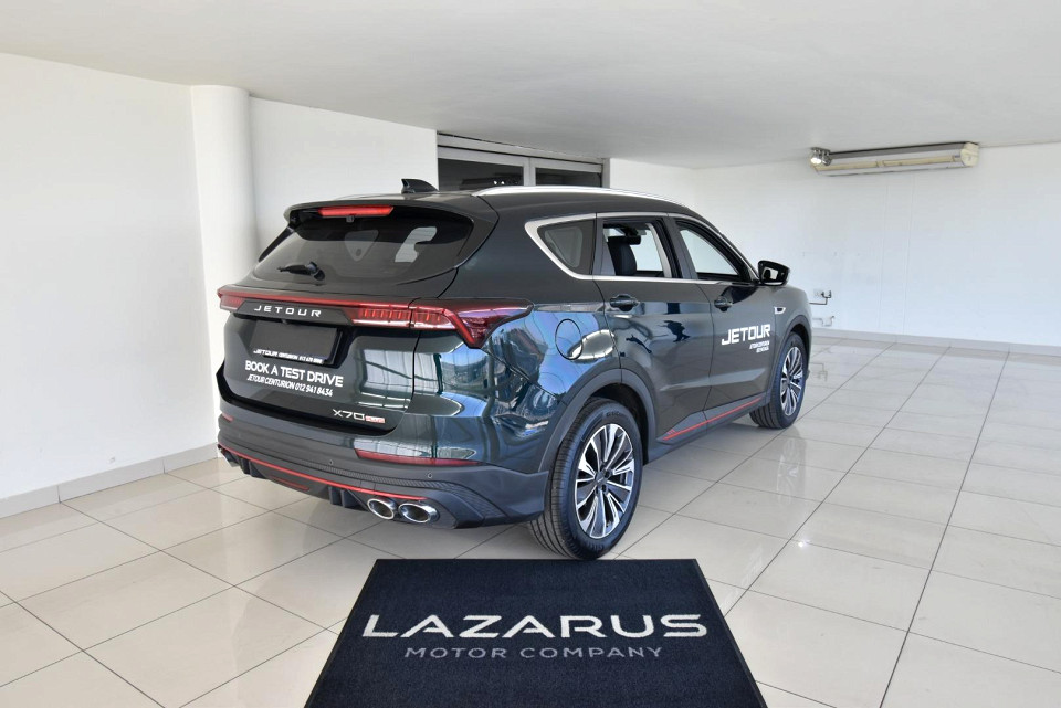 2025 JETOUR X70 PLUS 1.5T MOMENTUM